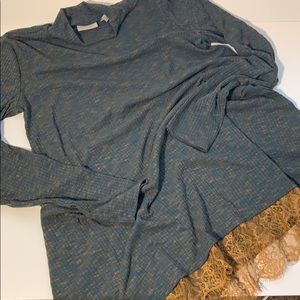 LOGO by Lori Goldstein Top